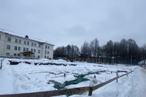 В Кольчугино подрядчик поставил под угрозу строительство детской поликлиники