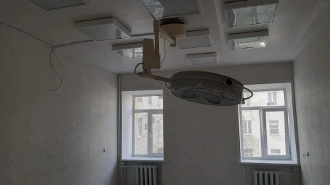 В Меленках подрядчик сорвал капремонт двух отделений больницы