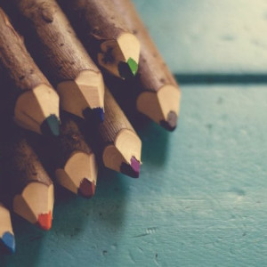 Во Владимирской области заведующая детсадом без ведома наняла на работу мужа и дочь