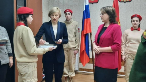 Во Владимирской области семьям погибших в СВО бойцов вручили ордена Мужества