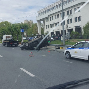 Во Владимире арестовали водителя, устроившего пьяное ДТП с «перевертышем» у Белого дома