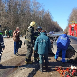 1 человек погиб и 4 пострадали в массовом ДТП с мусоровозом под Кольчугино