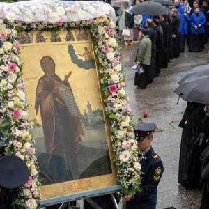 Крестный ход с Боголюбской иконой Божией матери во Владимире объединил 2500 человек