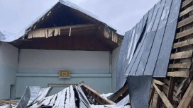 Во Владимирской области рухнули крыша спортзала и козырек сетевого магазина