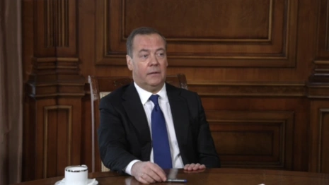 Белый дом не смог прокомментировать визит Медведева во Владимир