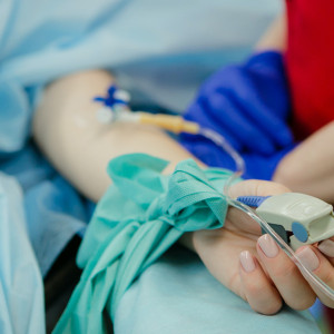 Во Владимире для выжившей в ДТП с автобусом пассажирки иномарки вызвали хирурга из Москвы