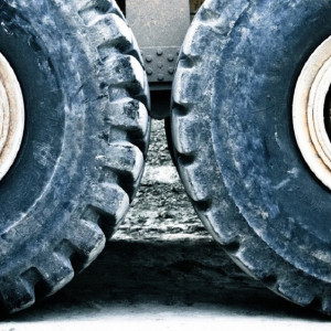 Во Владимирской области водитель самосвала избежал срока за гибель на рабочего на М-12 