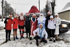 Во Владимире из-за непогоды отменили забег Дедов Морозов и Снегурочек