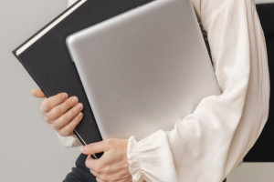 Во Владимирской области 163 педагога досрочно вышли на пенсию