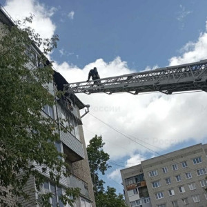 В Муроме через балкон 5 этажа вытащили мужчину из горящей квартиры