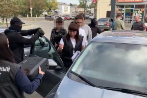 Во Владимирской области двое москвичей предложили взятку сотруднику ФСБ