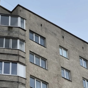 Во Владимире 55-летний мужчина упал с высоты 18-го этажа