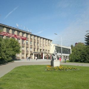 Стали известны неприличные зарплаты ректора и проректоров главного вуза Владимира