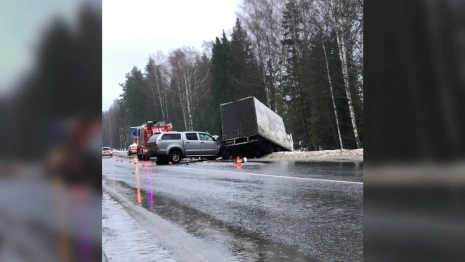 В страшном ДТП на трассе Р-132 Золотое кольцо погиб 52-летний водитель