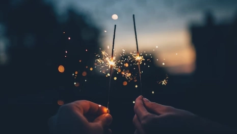 Песни под гитару и катание на борде. Как известные владимирцы встретят Новый год