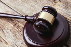 Во Владимирской области невролога приговорили к 3,5 годам условно за взятку от уклониста
