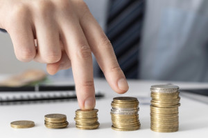 Эксперты назвали профессии с самой активно растущей зарплатой во Владимирской области