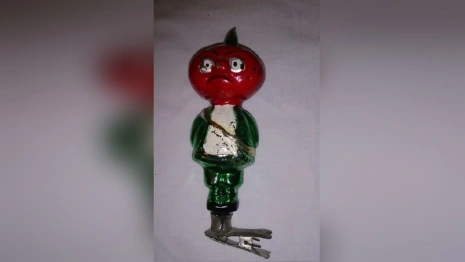 Во Владимире на продажу выставили елочную игрушку «Синьор Помидор» за 33,5 тысячи