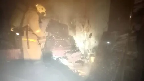 Во Владимирской области в ночном пожаре погиб человек