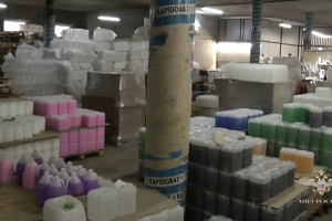 Во Владимирской области силовики накрыли нелегальное производство бытовой химии