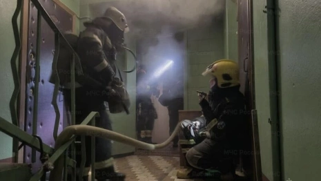 При пожаре на Балакирева во Владимире эвакуировали 37 взрослых и 8 детей