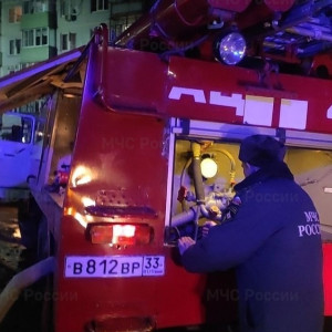 На пожаре в Коврове эвакуировали 2 детей и 18 взрослых