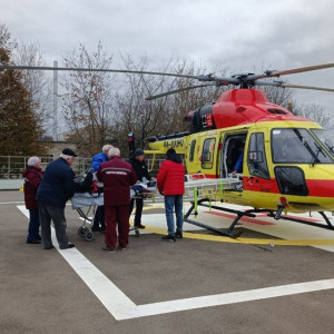 Во Владимирской области на вертолете перевезли подростка с тяжелой формой пневмонии