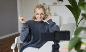 Российских блогеров могут обязать рекламировать патриотизм и семейные ценности