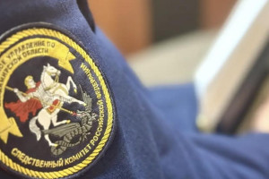 В Александрове судебный пристав попала под следствие за взятку кухонным гарнитуром