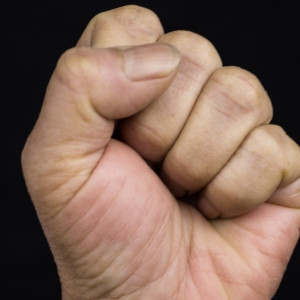 Жителя Александрова будут судить за покушение на убийство 64-летнего соседа в Рождество