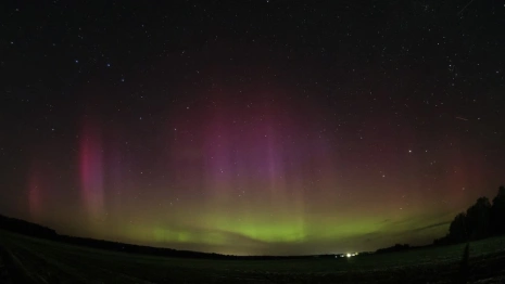 В небе над Владимирской областью увидели северное сияние