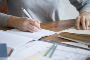 Выпускники Владимирской области получили по 100 баллов за ЕГЭ по химии и литературе