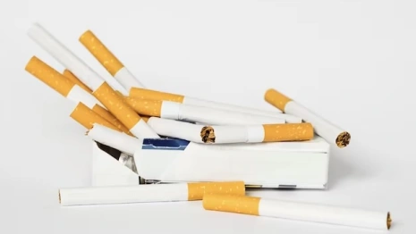 В Петушках двое нелегалов и москвич попались на продаже контрафактных сигарет