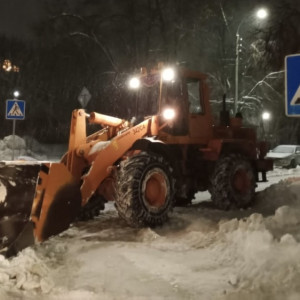 Владимирских автомобилистов попросили убрать авто с 15 улиц на ночь