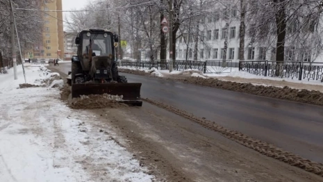 Владимирских водителей попросили убрать машины с 9 улиц