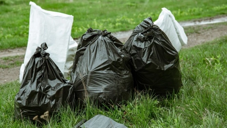 Кладбище в Юрьев-Польском завалило мусором