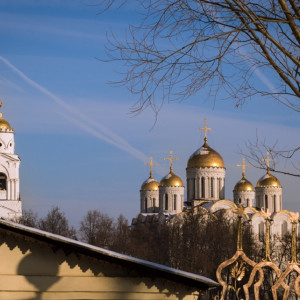 Владимирская епархия решила полностью завладеть Успенским собором
