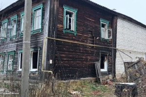 Житель Меленок спровоцировал пожар в деревянном бараке и попал под следствие