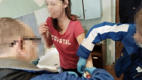 Во Владимире спасатели выломали дверь после нападения мужчины с ножом на возлюбленную