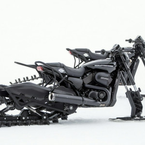 Житель Суздаля проехался по ноге инспектора гостехнадзора на снегоходе