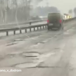 Автомобилисты массово пожаловались на разбитые в хлам дороги Владимирской области