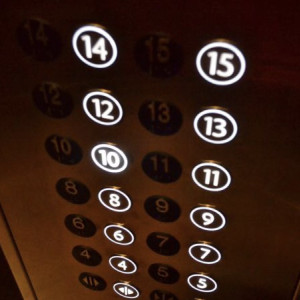 Во Владимирских многоэтажках отремонтируют 124 лифта