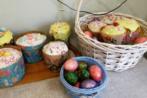Владимирцы поделились фотографиями пасхальных яиц и куличей