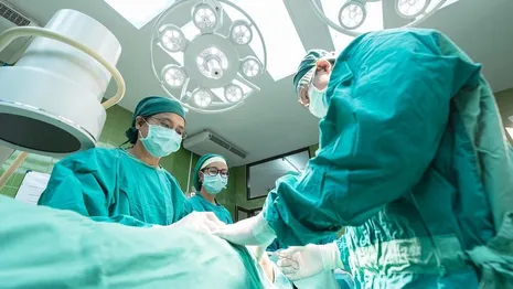 Врачи владимирской райбольницы поставили на ноги сломавшего позвоночник пациента