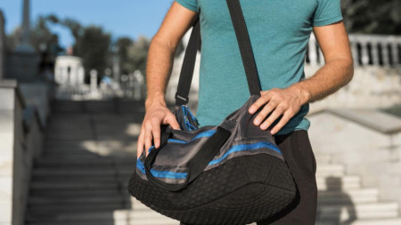 Курьер аферистов сорвал мошенническую схему на 2 млн рублей