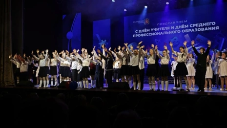 Во Владимирской области педагогов наградили медалями и знаками отличия