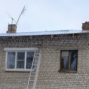 В Вязниках починили рухнувшую под тяжестью снега крышу