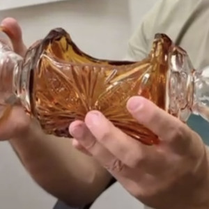 В Гусь-Хрустальном создали похожую на гигантский леденец вазу