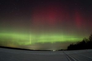 В небе над Владимирской областью заметили первое в 2024 году северное сияние