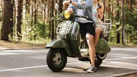 В Красной Горбатке пьяный водитель лишился скутера